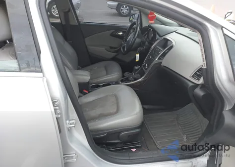 2017 Buick Verano Sport Touring из США, поврежденный, VIN 1G4PR5SK3H4117071